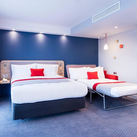 Holiday Inn Express Bridgwater M5, Jct24 By Ihg Kültér fotó